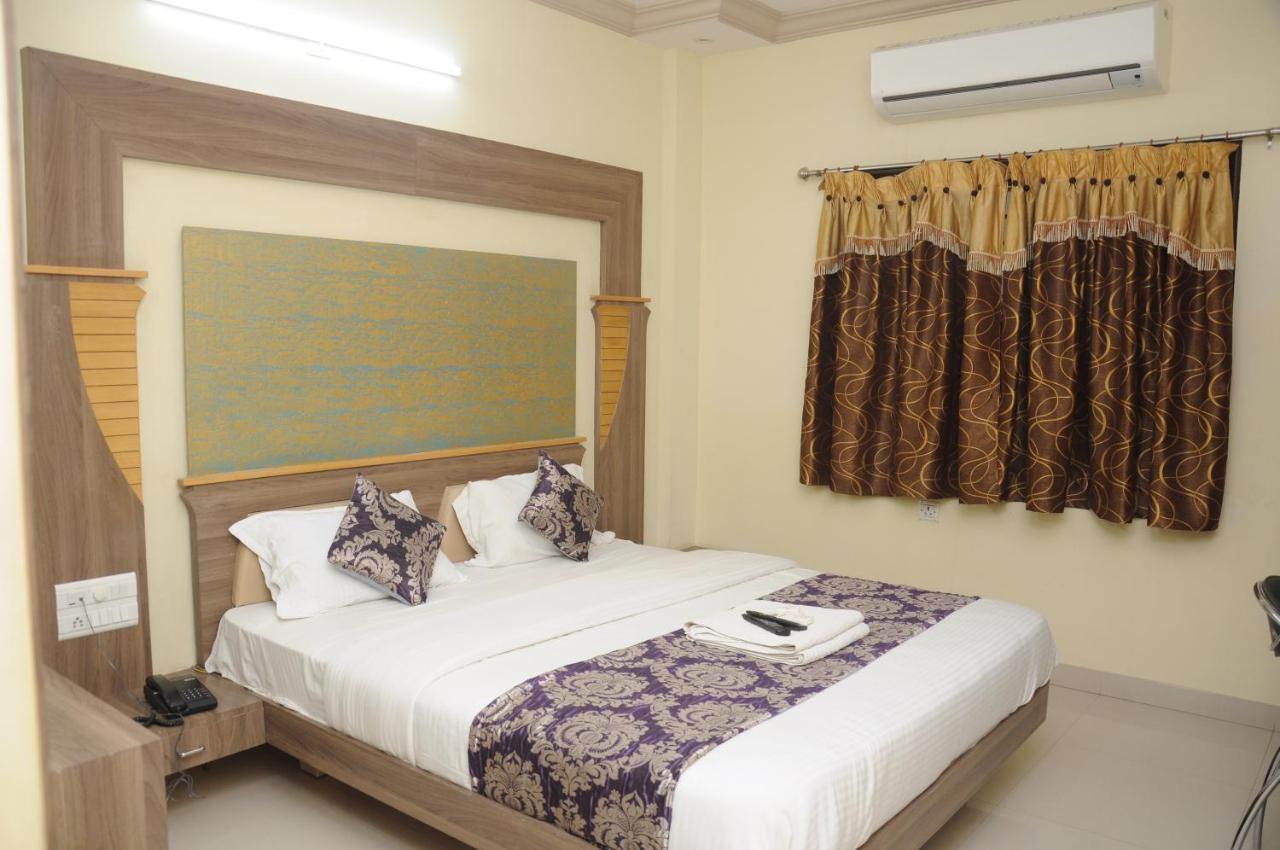Hotel Bansi Dwarka  Exterior photo
